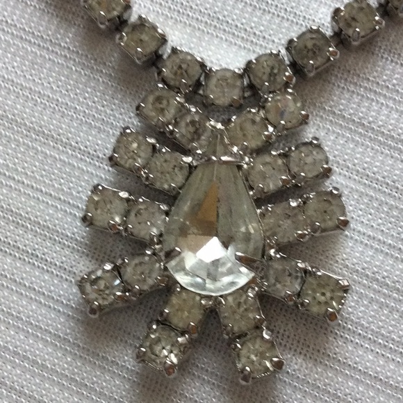 Vintage 1940s Rhinestone Necklace and Earrings - Picture 11 of 12